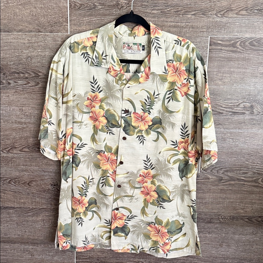 Tori Richard shirt EUC